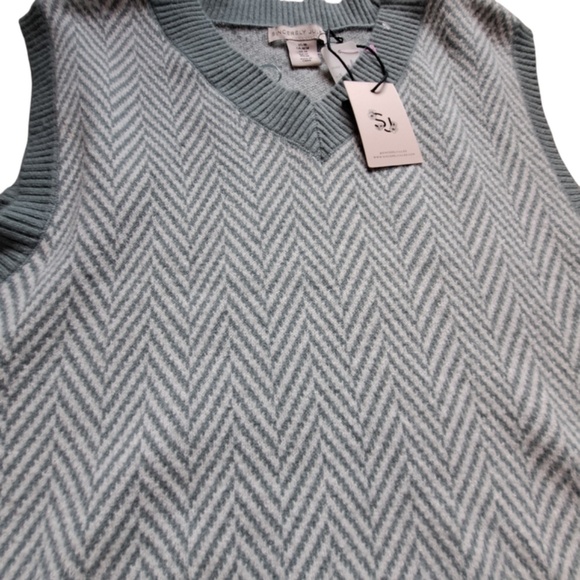 Sincerely Jules Women’s Medium Green White Herringbone Sweater Vest NWT - Picture 6 of 9